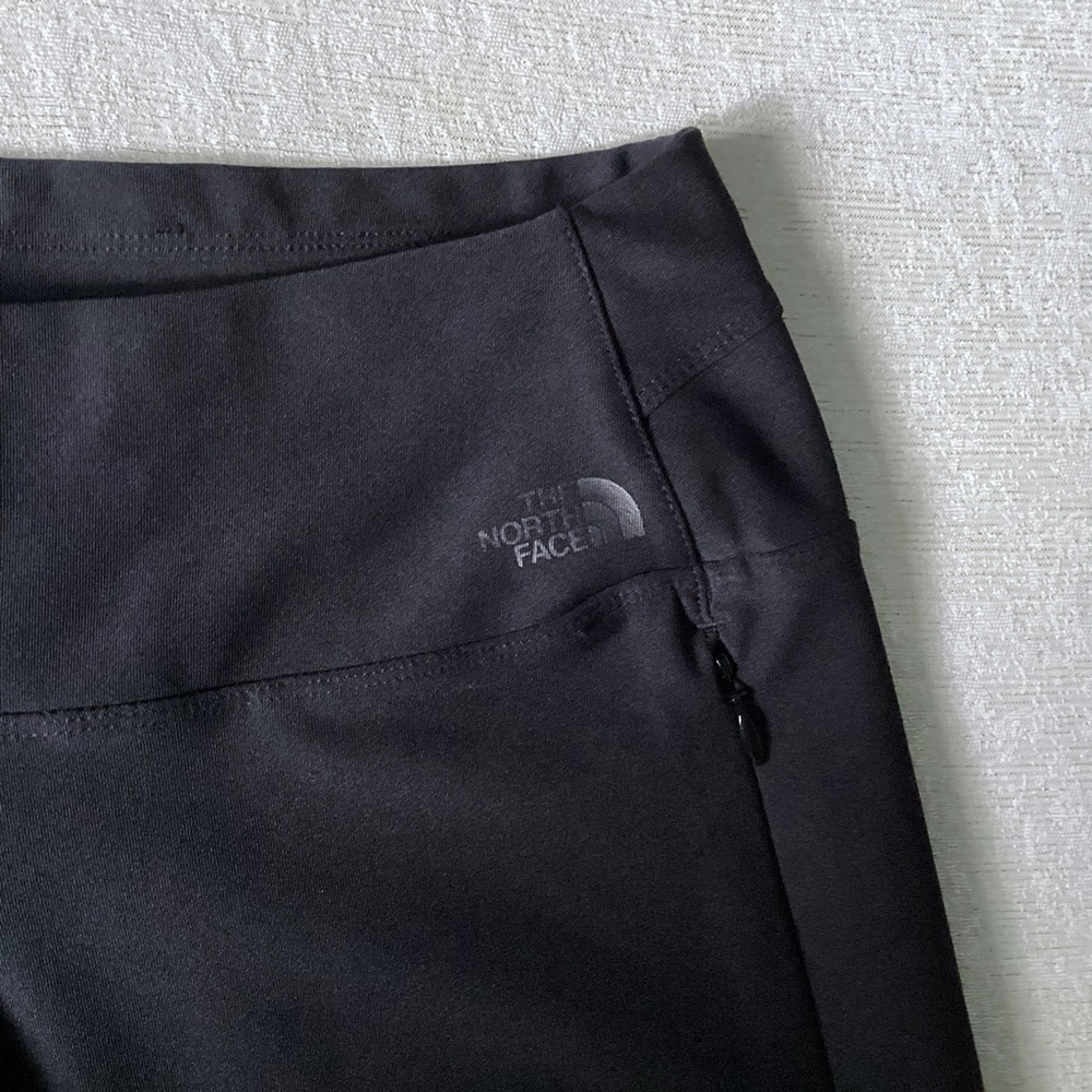 The North Face Everyday High Rise Pant Woman’s Size XS Black FlashDry Zip Pocket - Picture 4 of 16